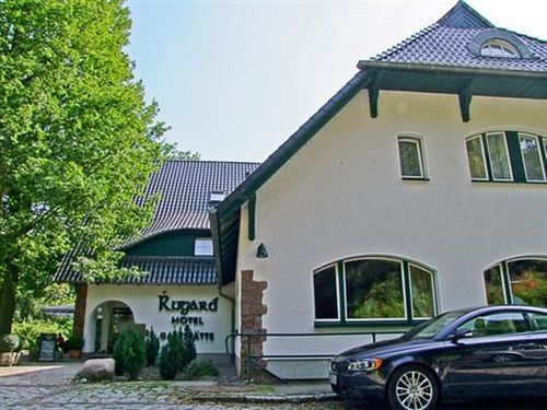 Hotel Am Rugard 3*